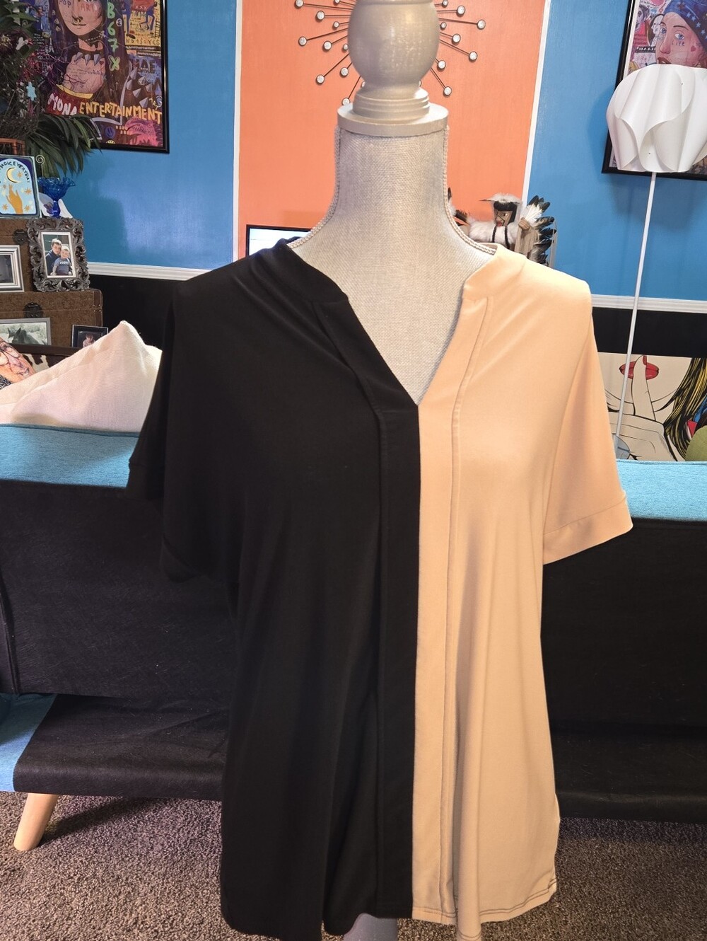 Atelier 29 US Women's Size XL Top Blouse Shirt Tan Black Silky Light Soft
